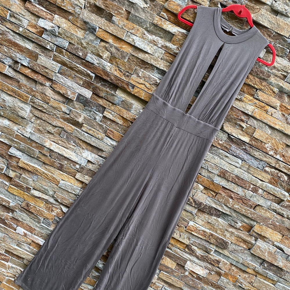 Super Comfortable Jumpsuit Khaki Size L